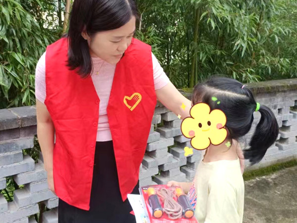 回馈社会14
